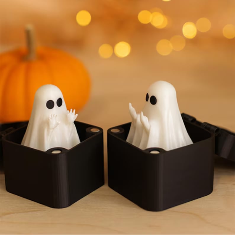 🔥🎃👻 Halloween Ghost Surprise Gift Box – A scary, mysterious, and fun gift for Halloween lovers